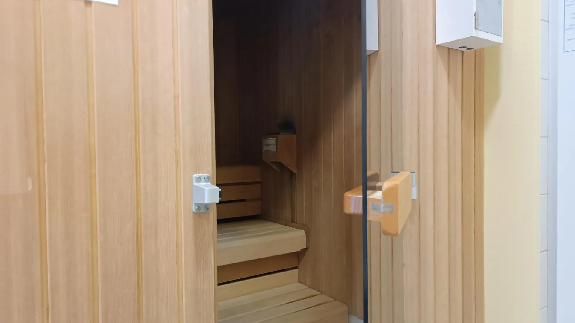 2-Raum Fewo Huettenzauber - Hallenbad & Sauna Fischen im Allgaeu 0*,  Německo